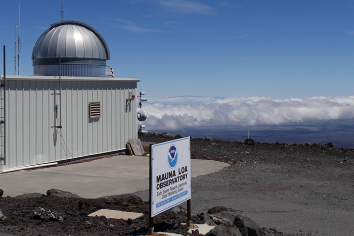 Carbon dioxide peaks near 420 parts per million at Mauna Loa Observatory