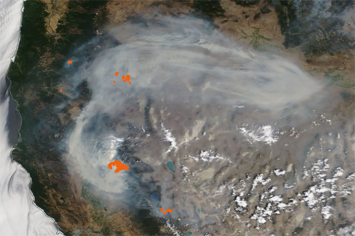 Comparing the absorption power of smoke from fires in the western United States and southern Africa