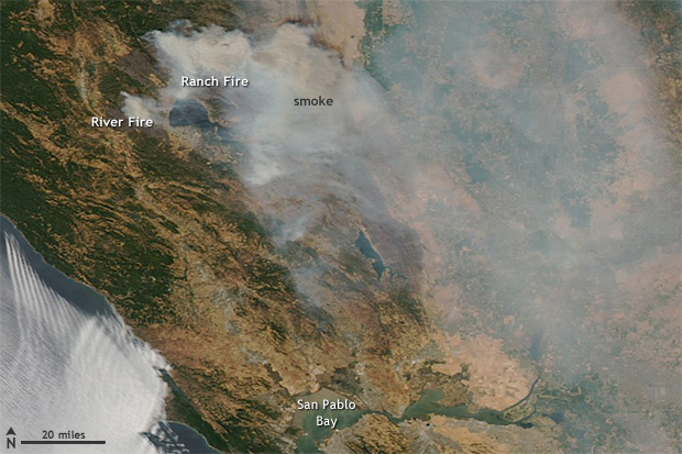 satellite image of fires and smoke near Clear Lake, California on August 6, 2018