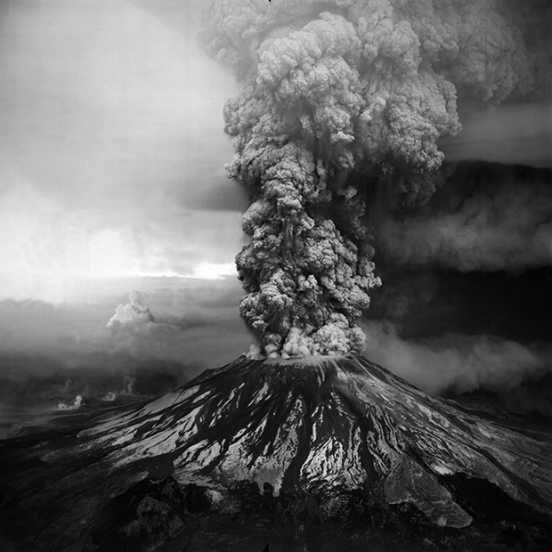Mount Saint Helens erupting