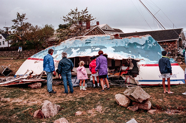[Photo] Family surveys storm damage