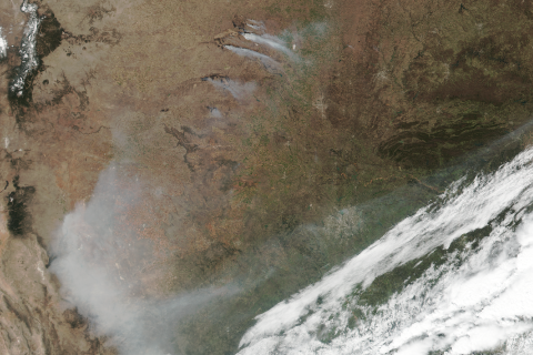 Late winter wildfires burn through Texas, Oklahoma, and Kansas in March 2017
