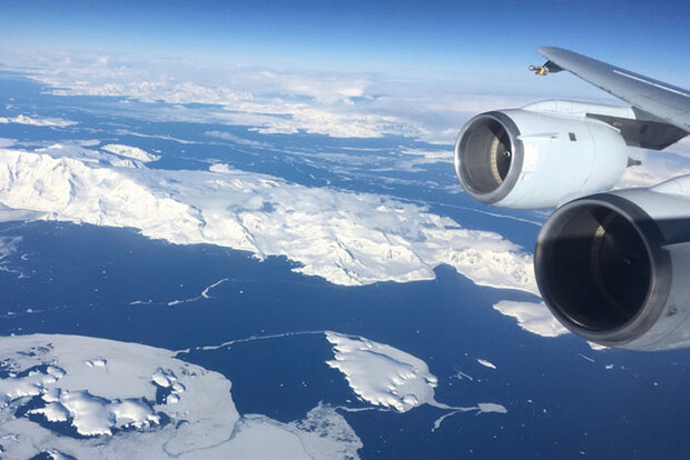Jet engines over icy waters