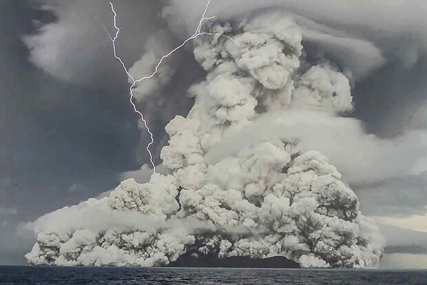 Tonga eruption with lightning